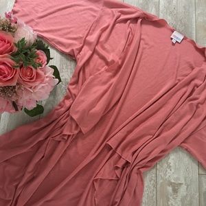 LuLaRoe • NWOT Ribbed Shirley